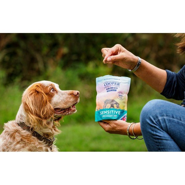 Cooper & Co Air Dried Treats Sensitive Duck & Turkey Sausage Slices (100g) - Wuffies